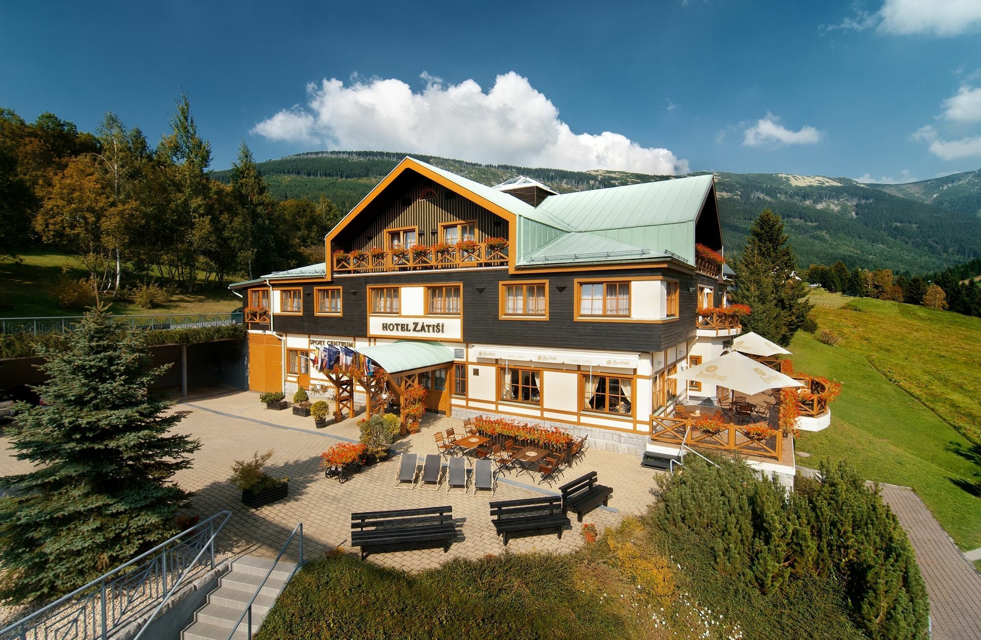 Hotel Zatisi ชปินด์เลอรูฟ มลิน ภายนอก รูปภาพ